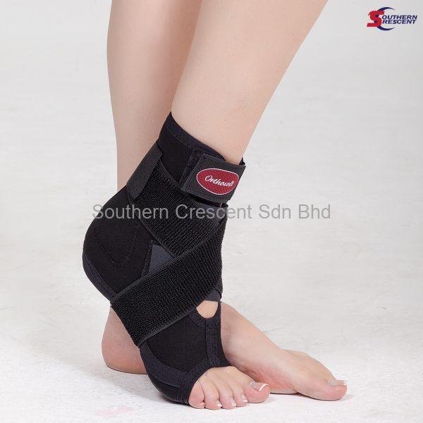 ANKLE GUARD WITH ACHILLIES TENDONITIS SUPPORT